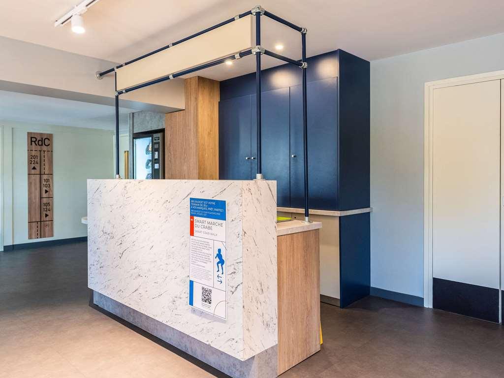 Ibis Budget Villefranche Limas Exterior photo