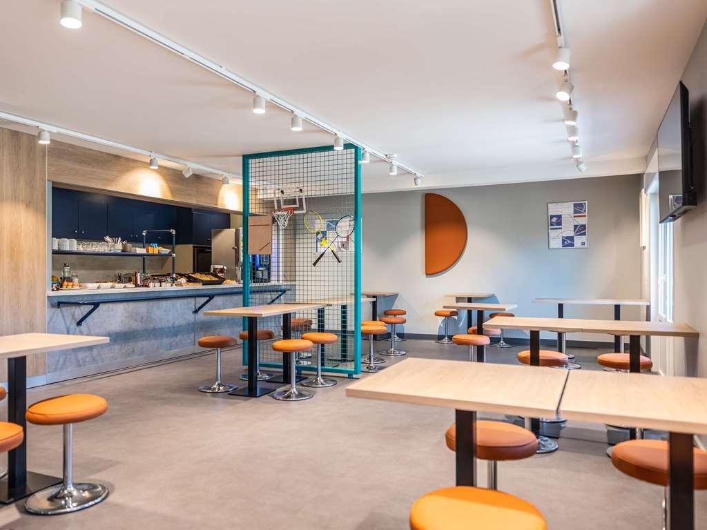 Ibis Budget Villefranche Limas Restaurant photo