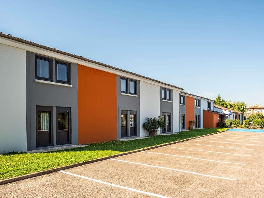 Ibis Budget Villefranche Limas Exterior photo